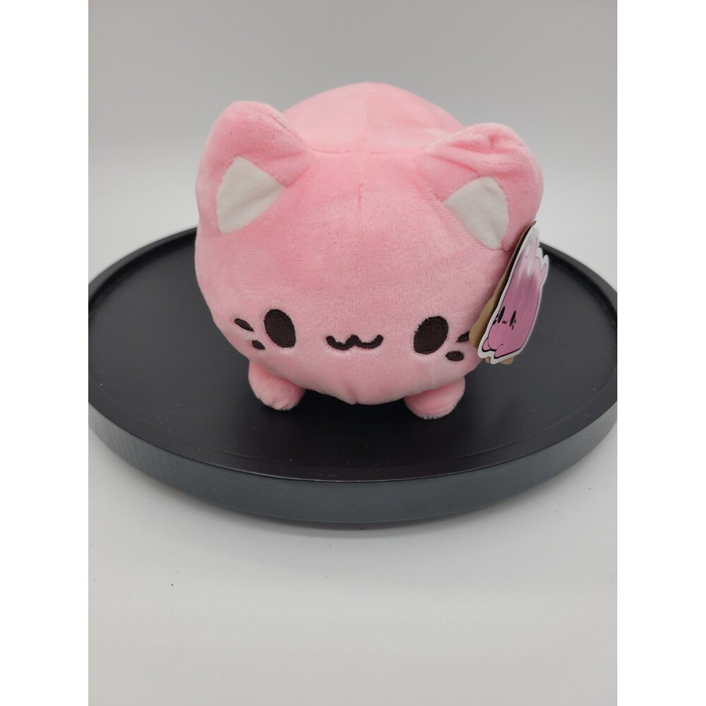 Tasty Peach Studios Strawberry Meowchi Plush Hot Topic Exclusive Sassy 5" New